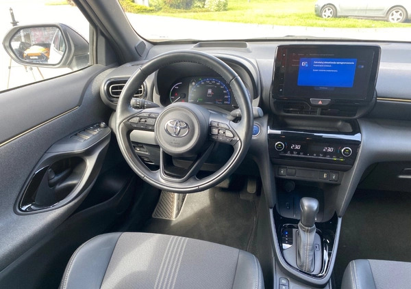 Toyota Yaris Cross cena 122900 przebieg: 21601, rok produkcji 2022 z Kalisz małe 596